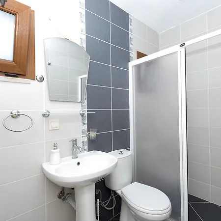 Gebora Suits & Apartament *